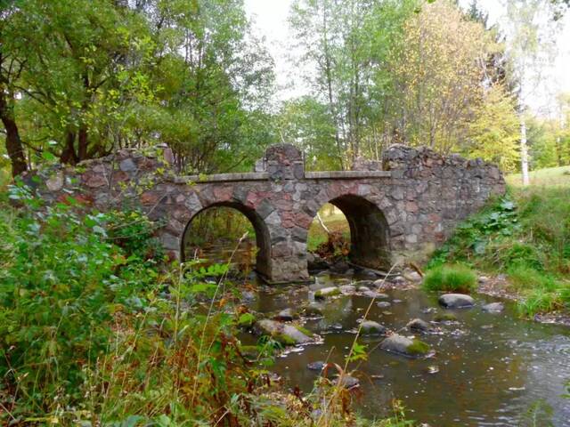 Каменный мост (Руинный) в Ломоносове