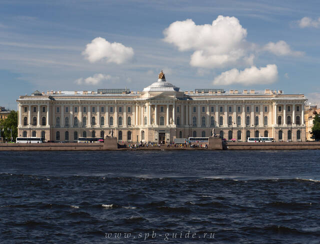 Академия Художеств в Санкт-Петербурге