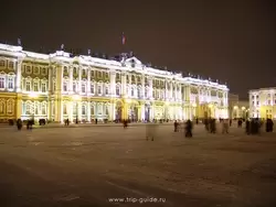 Эрмитаж (Зимний дворец) в новогодние праздники