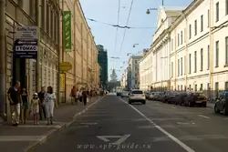 Вид на Адмиралтейство с улицы Гороховой