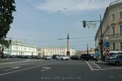Вид на Дворцовую площадь с Невского проспекта
