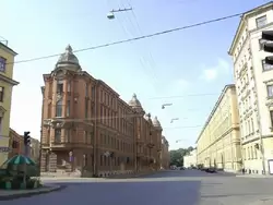 Шпалерная улица в Санкт-Петербурге
