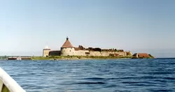 Петрокрепость, вид на крепость с воды