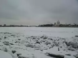 Санкт-Петербург, Воскресенский Смольный монастырь, Нева во льдах